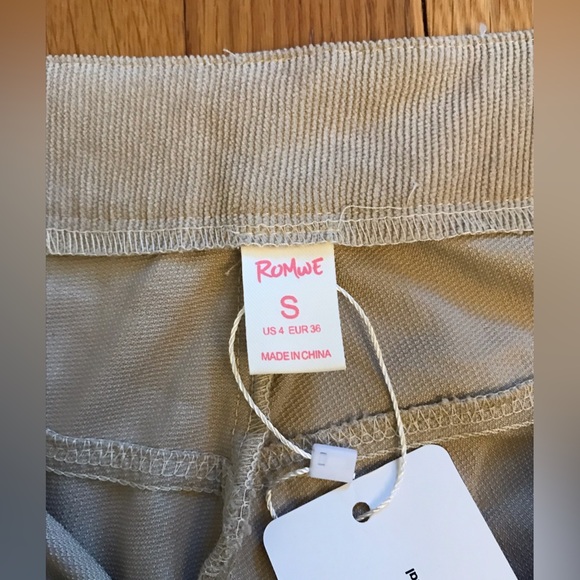 ROMWE Tan Corduroy Pants NWT - size Small / 4 - Picture 5 of 8